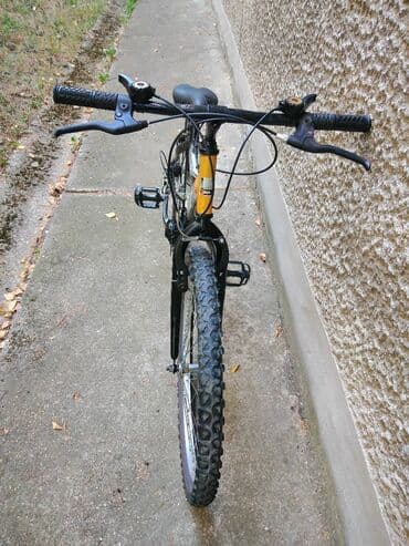 coca cola slicice: Bicikl MTB Booster omladinski za tocak 24 cola,visina od sredine — 2
