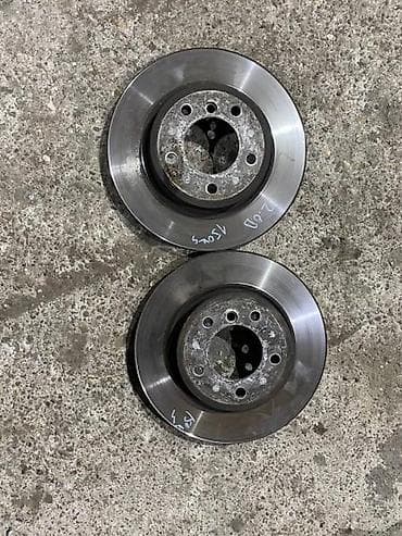 DISKOVI 2.0D 150KS ZA BMW 320 OD 2000. DO 2005. GOD. | Sva 4 diska u na lalafo.rs DISKOVI 2.0D 150KS ZA BMW 320 OD 2000. DO 2005. GOD. | Sva 4 diska u
