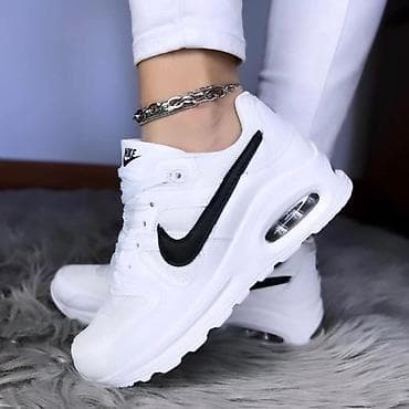 buzz nike patike: Airmax patike 
od 36 do 41 
 3.800 din
PK🌛 — 3