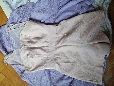 Suknje: Kombinezon u nežno roze (pudrastoj) boji. - Kroj: A-linija sa — 1