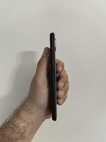 aksesoari za telefon: Huawei P40 lite crni dual sim free, sa 6/128 gb memorije. Dobro očuvan — 2