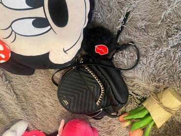 Torbe: Victoria’s Secret original kozni ranac snizen 2000 din plus poklon — 2