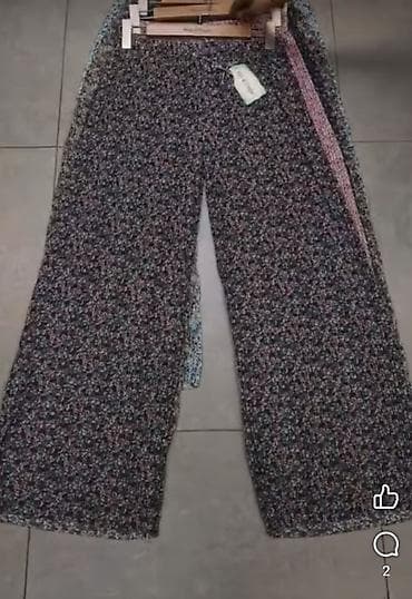 bikini za punije: Siroke pantalone sa elasticnim pojasem,sa sitkim sarama.Dostupne vise — 2