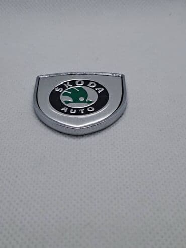 teretne gume 15 c: Samolepljivi metalni stiker za automobil - ŠKODA Metalni stiker za — 4