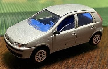 rc formula 1: Metalni model automobila – Fiat Punto (Mk2), srazmera približno 1:43 — 1
