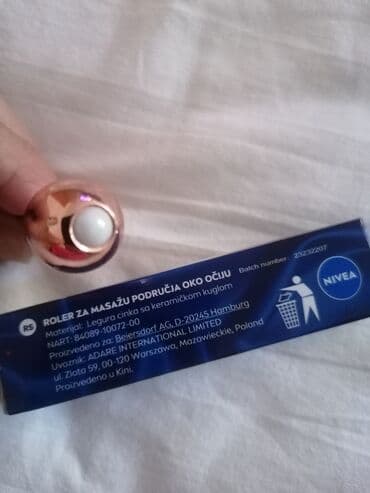 rotirajuća četka za kosu lidl: Nivea roler za masažu područja oko očiju — 3