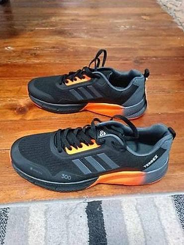 dzeparice muske srbija: Adidas
brojevi 41 do 46
cena 3200 dinara — 5