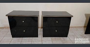 polovne ugaone garniture beograd: Set crnog visokog sjaja sa zlatnim detaljima – toaletni sto/komoda — 3