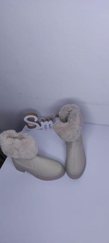 Salonke, Reserved, 41 — 2