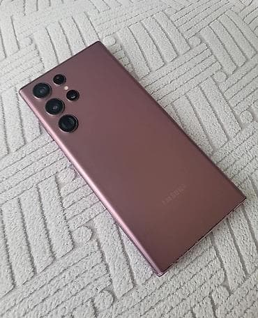 borca kamere: Samsung Galaxy S22 Ultra – Burgundy - Ekran: 6.8" Dynamic AMOLED 2X — 3