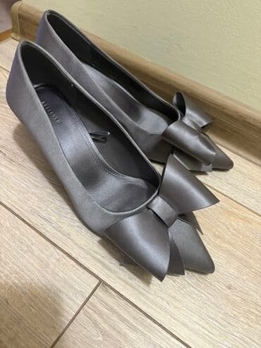crop top h m: Sandals, Sinsay, 38 — 5