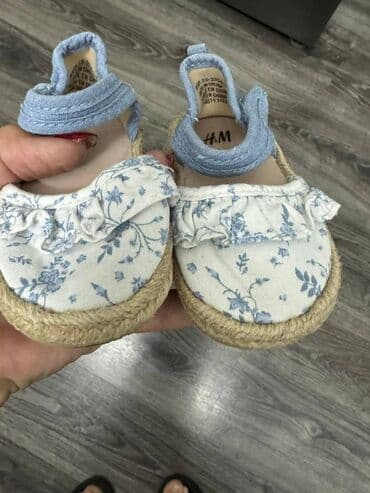 dexy co kupaci za devojcice: Sandale, H&M — 4