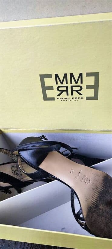 zara prsluk sa dva lica: Sandals, 38 — 8