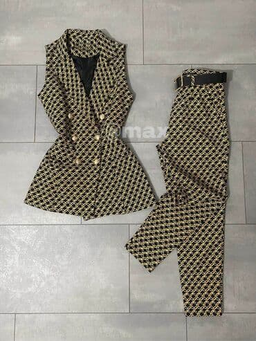 hugo boss zenska odela: New,,Richye Boss’’SuitVelicine:38/40/42/44/46 Model Dostupan Samo u — 3