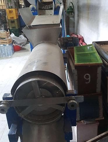 einhell subotica: Linija za pasiranje paradajza 2500 € Gajbe za 200 din Tel/Viber — 2