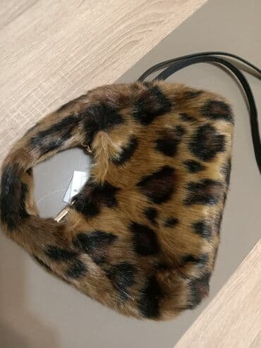 lakovane torbe zenske: Elegant purse, H&M — 4