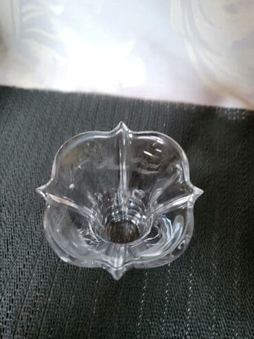 Ogledala: Vaza, Novo — 7