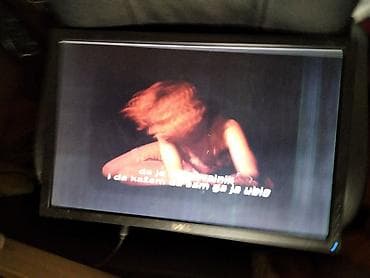 monitor belinea: Monitor Dell model 02210t,kad se upali pojave se vertkalne crte,posle — 7