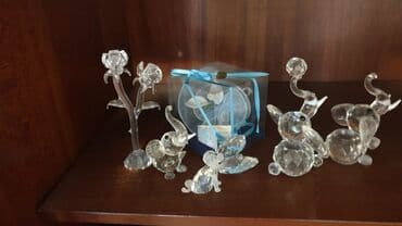 drvene macke figure: Swarovski figure-
made in italy — 2