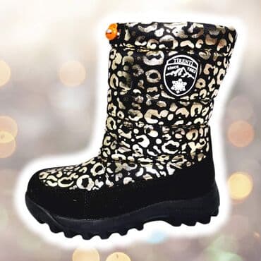 dečija obuća top: SNIZENJE Prelep, kvalitetan i vrlo efektan model cizmica za sneg — 1