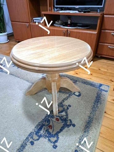 stolovi dimenzije: Klub sto 
Dimenzije fi 60 
Cena: 100 e — 1