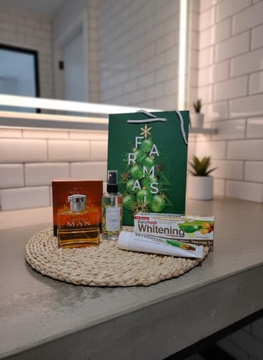 zenske jakne od eko koze: Poklon set Farmasi/Eurofresh – muška i uniseks nega Sadržaj: - — 1