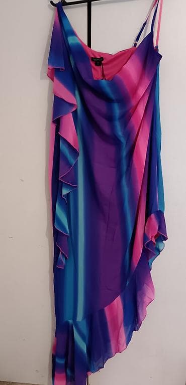 Nova sa etiketom, naznačena veličina 46