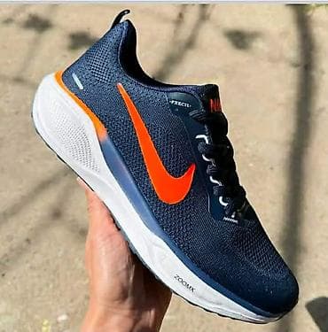 Patike: AKCIJA muške patike lagane od 41 do 46 za samo 3400 din
PK🌛 — 2