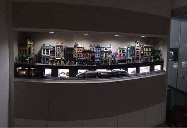 setovi za trpezariju: 1 set - 1500din 2 seta - 2400din 3 seta - 3300din Veoma praktična 3 — 8