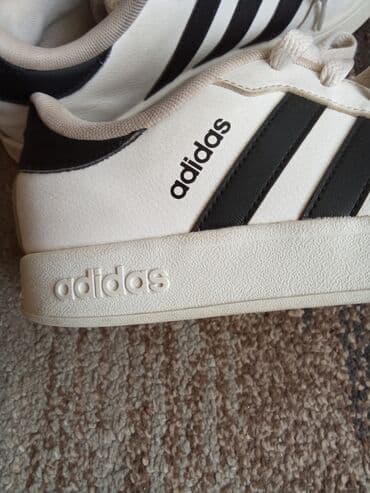 mokasine kozne: Adidas, 38.5, color - White — 5