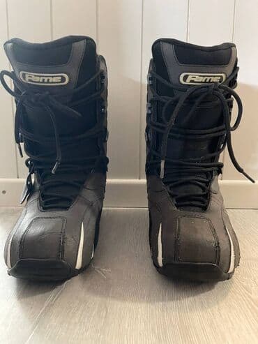 deciji bicikli za devojcice: Cipele za snowboard Nidecker vel. EU 39.5, uvoz Svajcarska — 2