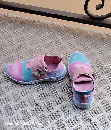 patike za devojcice kupujemprodajem: Dečije patike – šareni “galaxy” dezen - Veličina: 33 - Dužina — 2