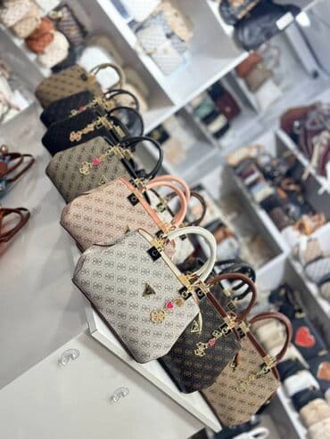 ccc kožne tašne: Tasne 
pk — 12