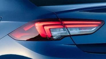 Car Parts: STOP SVETLA ZA OPEL INSIGNIA OD 2017. DO 2020. GOD. | Polovni — 1