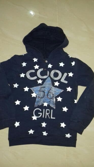Sweatshirts: With hood, 140-146 — 2