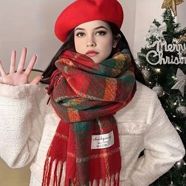 Ženski šal Cena 1700din Pitati za dimenzije Poručuje se,isporuka za — 2