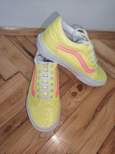 Papuče: Vans, Veličina - 32, Svetleće na lalafo.rs — 3 Papuče: Vans, Veličina - 32, Svetleće — 3