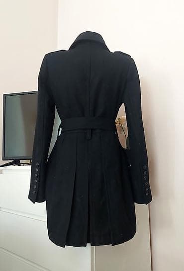 michael kors jakne: Ženski crni kaput sa kaišem - Klasičan, elegantan model do iznad — 3