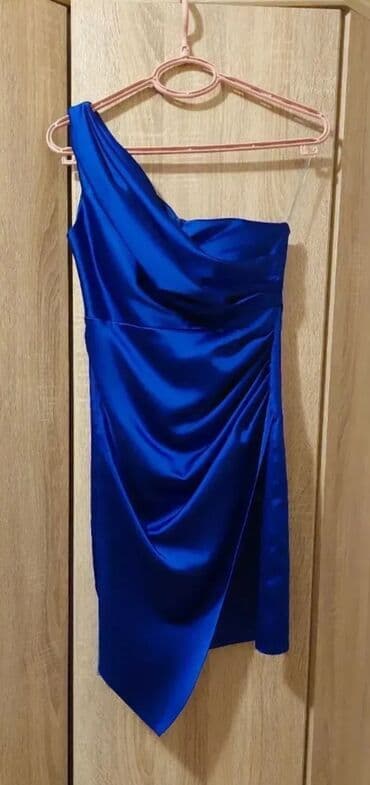 odeća: Elegantna haljina u kraljevsko plavoj boji. Velicina S, EU (36) — 6