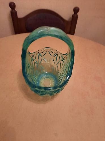 Staklena zelena korpa cinija Zelena ukrasna korpa,cinija Visina oko