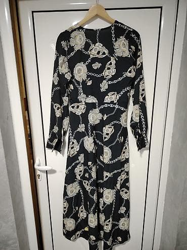 Skafanderi: Dugačka haljina sa printom lanaca i medaljona - Boja: crna osnova sa — 3