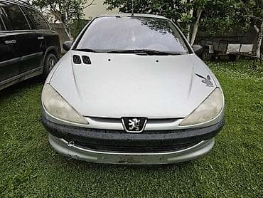 alnaser pezo 206 gde se nalazi: DELOVI ZA PEUGEOT 206 1.4 2002. GOD. | 55KW 2002 1.4 BENZIN — 3
