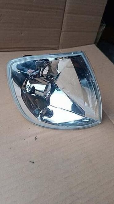zastita sofersajbne od sunca: MIGAVAC DESNI PROVIDNI ZA VOLKSWAGEN POLO OD 1999. DO 2001. GOD. | — 1