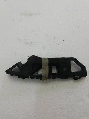 auto placevi leskovac: PREDNJI DESNI DRZAC BRANIKA ZA VOLKSWAGEN CADDY OD 2010. DO 2015. GOD — 1