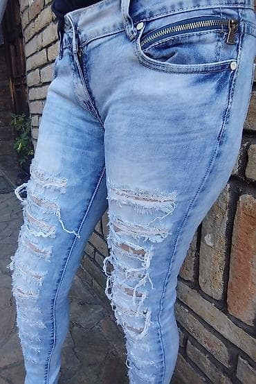 Ženske skinny farmerke, veličina M. - Boja: svetlo isprane (light