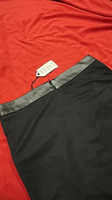 pantalone sa grejacima: M (EU 38), Mini, bоја - Crna — 9