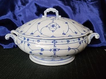 Cotbaluk,cinija 1920 do 1940 god.,oslikana kobaltom. Corbaluk,cinija