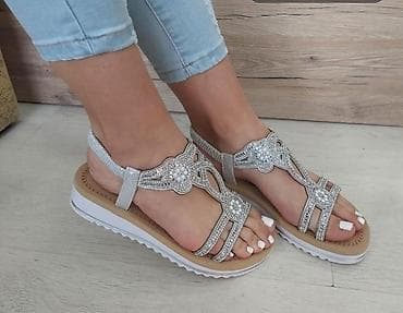 Prelepe sandale za dame NOVO!
36-41

Cena 2590 din

DM