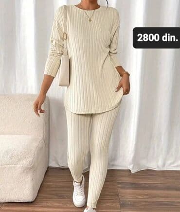 helanke koje podizu zadnjicu: Ženski komplet – rebrasti duks i helanke, bež/ekru nijansa. - — 2