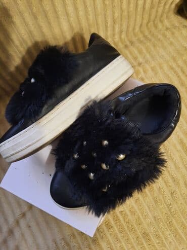 37, bоја - Crna — 2